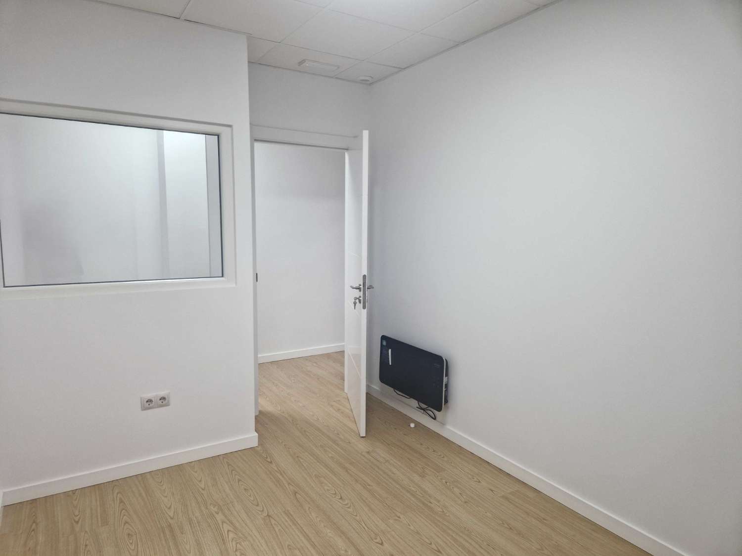 Local en aluguer en Ames