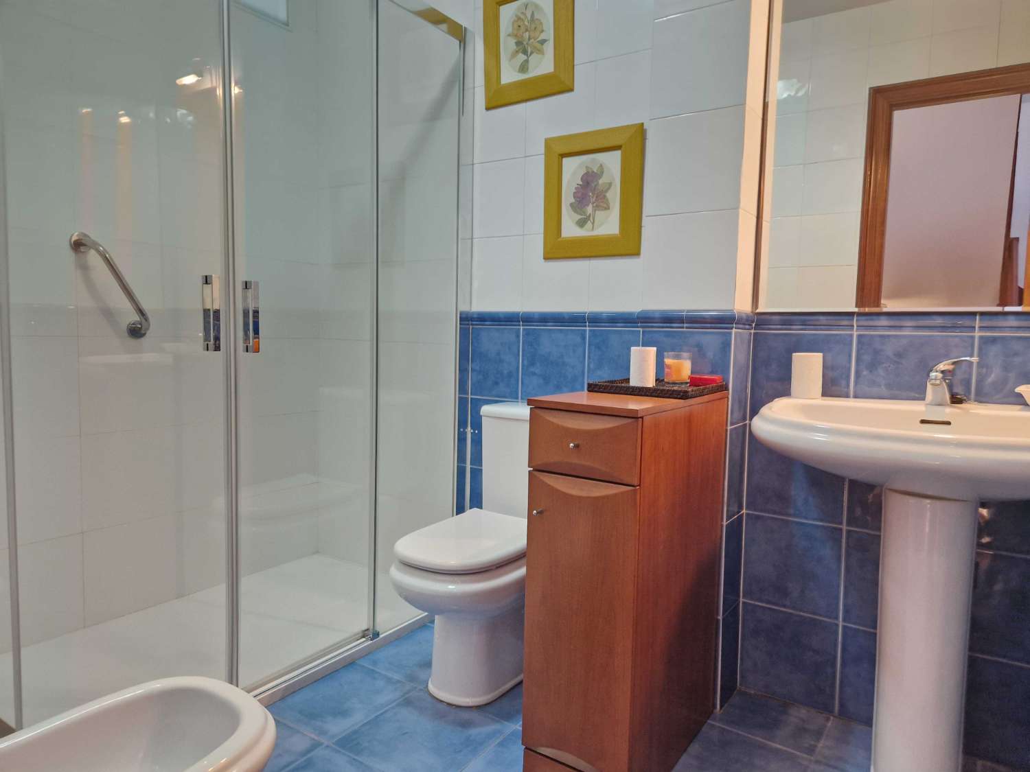 CHALET IMPECABLE EN OS ANXELES, BRION