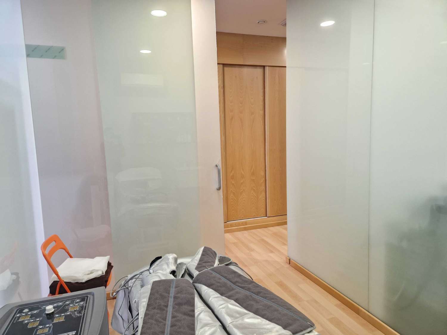 LOCAL REFORMADO EN BERTAMIRANS