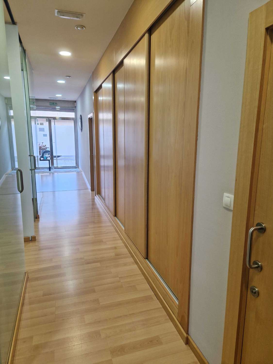 LOCAL REFORMADO EN BERTAMIRANS