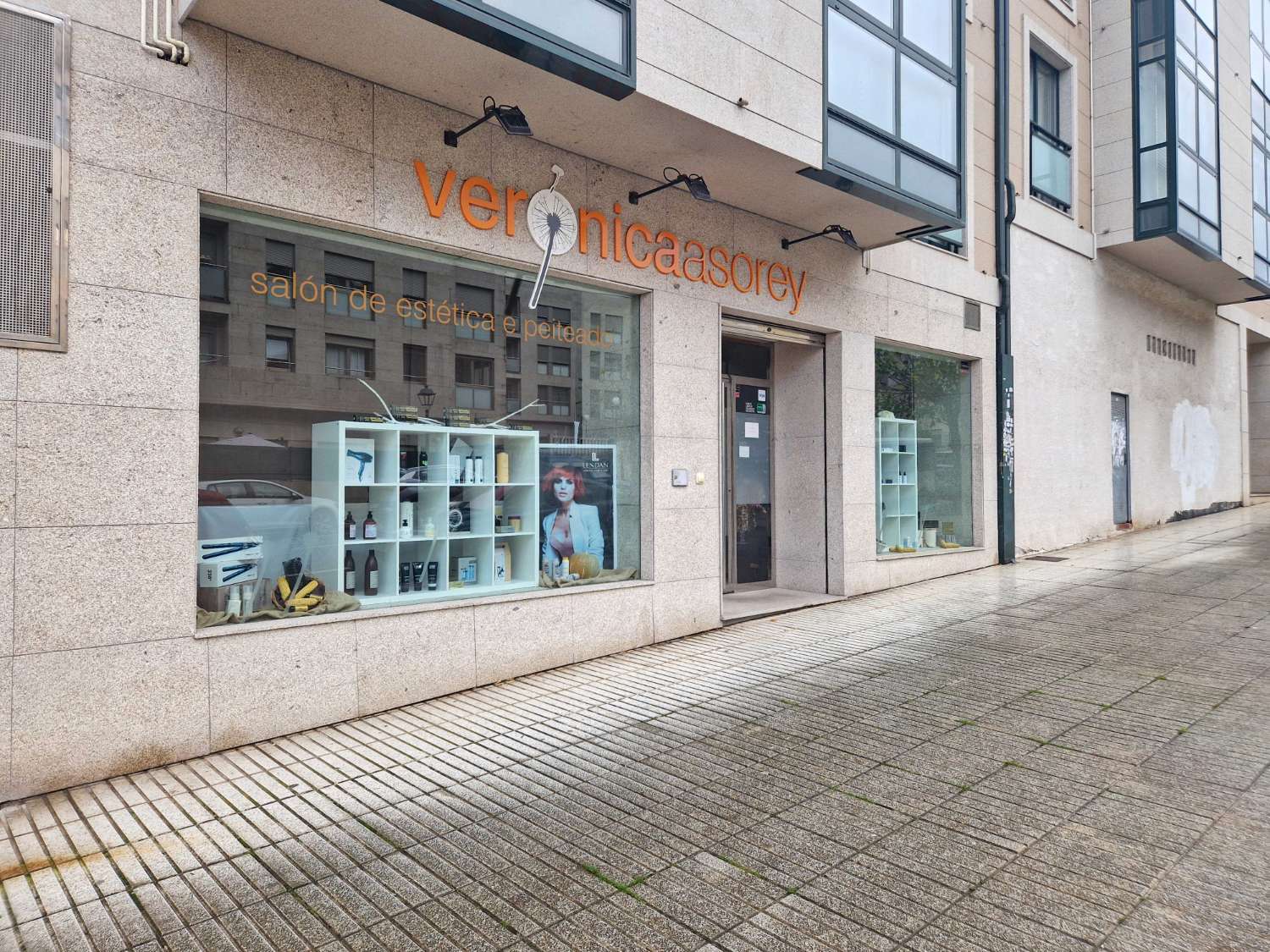 LOCAL REFORMADO EN BERTAMIRANS