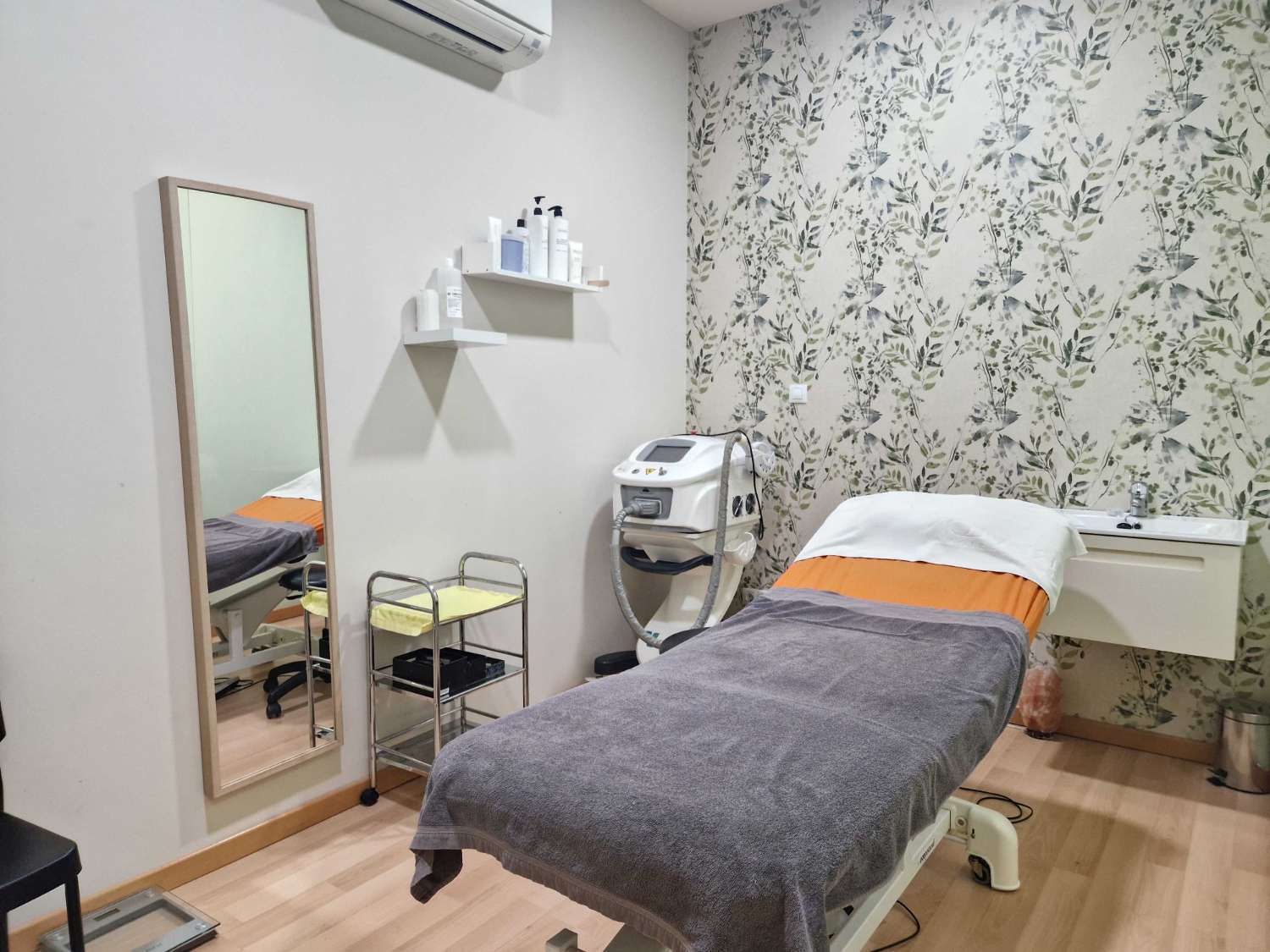 LOCAL REFORMADO EN BERTAMIRANS