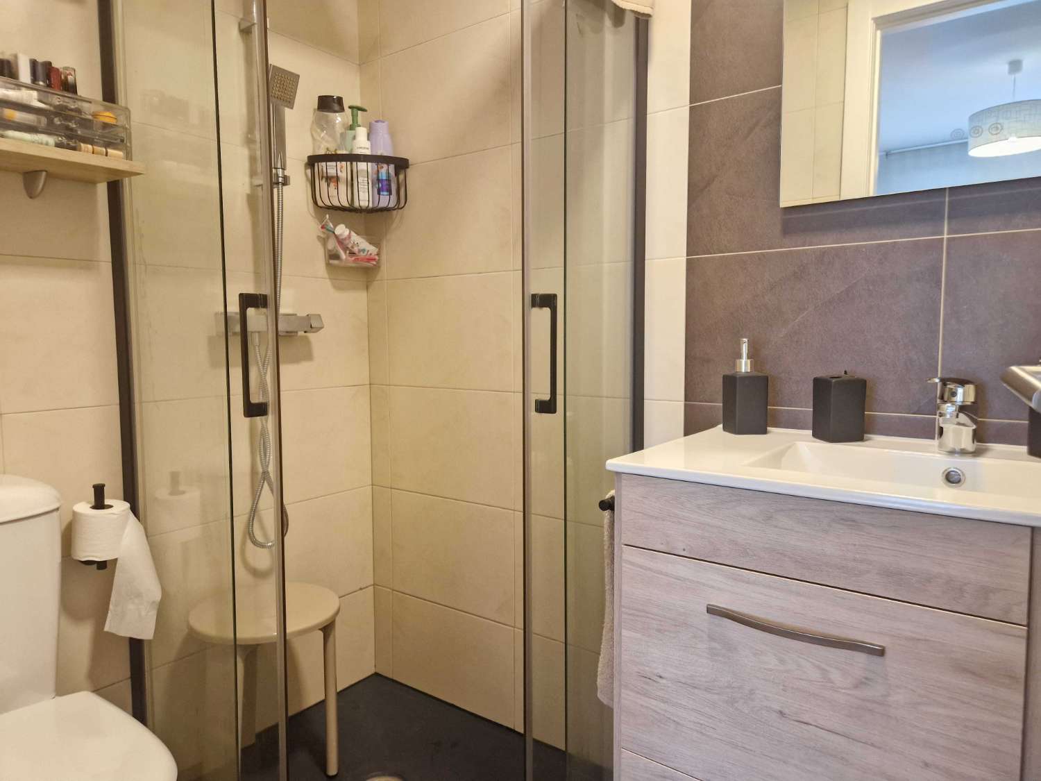 PISO IMPECABLE EN OS ANXELES, BRION