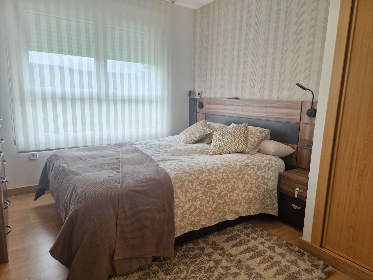 PISO IMPECABLE EN OS ANXELES, BRION